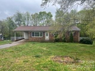 Property image 1 at 206 Whitehorse Road, Gastonia, NC 28052