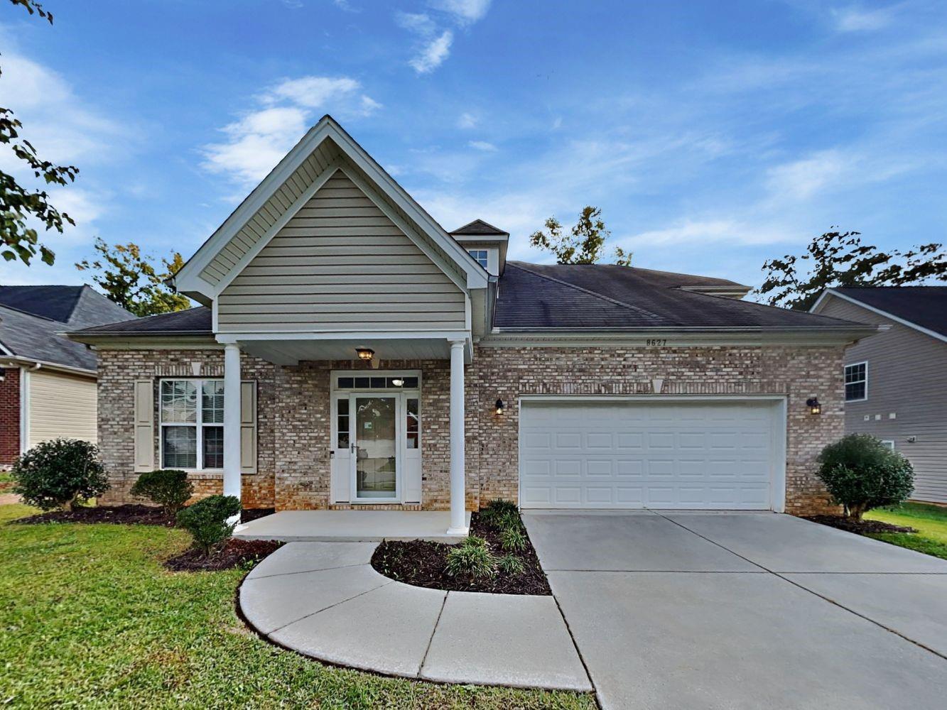 Property image 1 at 8627 Ridgeline Lane, Charlotte, NC 28269