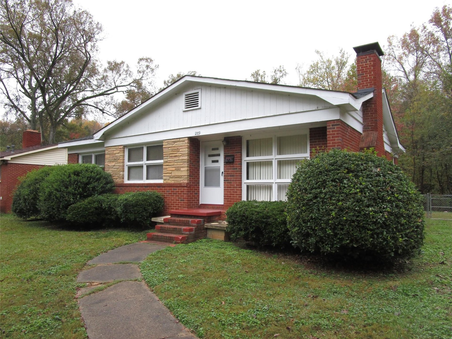 Property image 1 at 1209 Tarrington Avenue, Charlotte, NC 28205