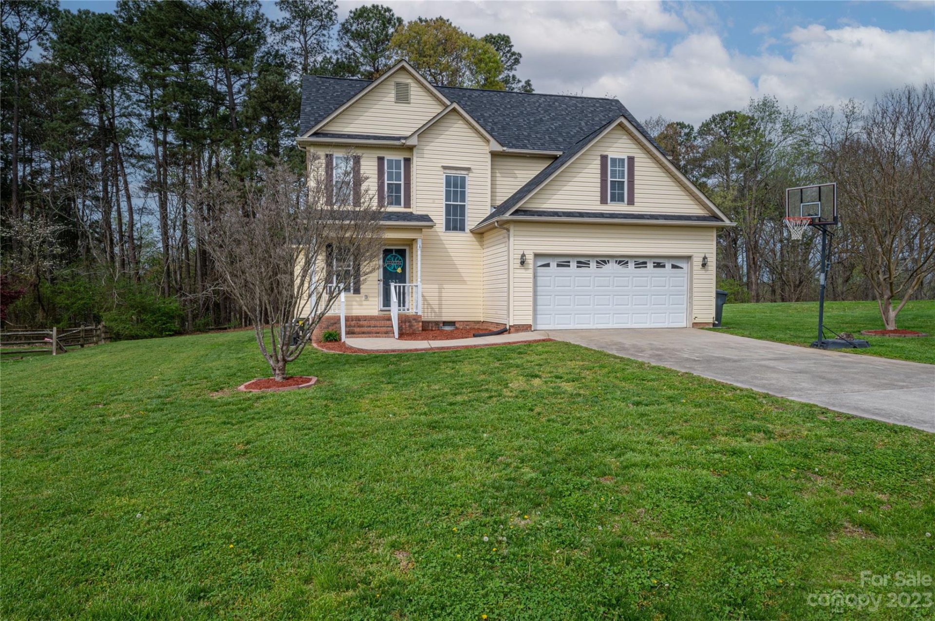 Property image 1 at 223 Summey Barker Drive, Dallas, NC 28034