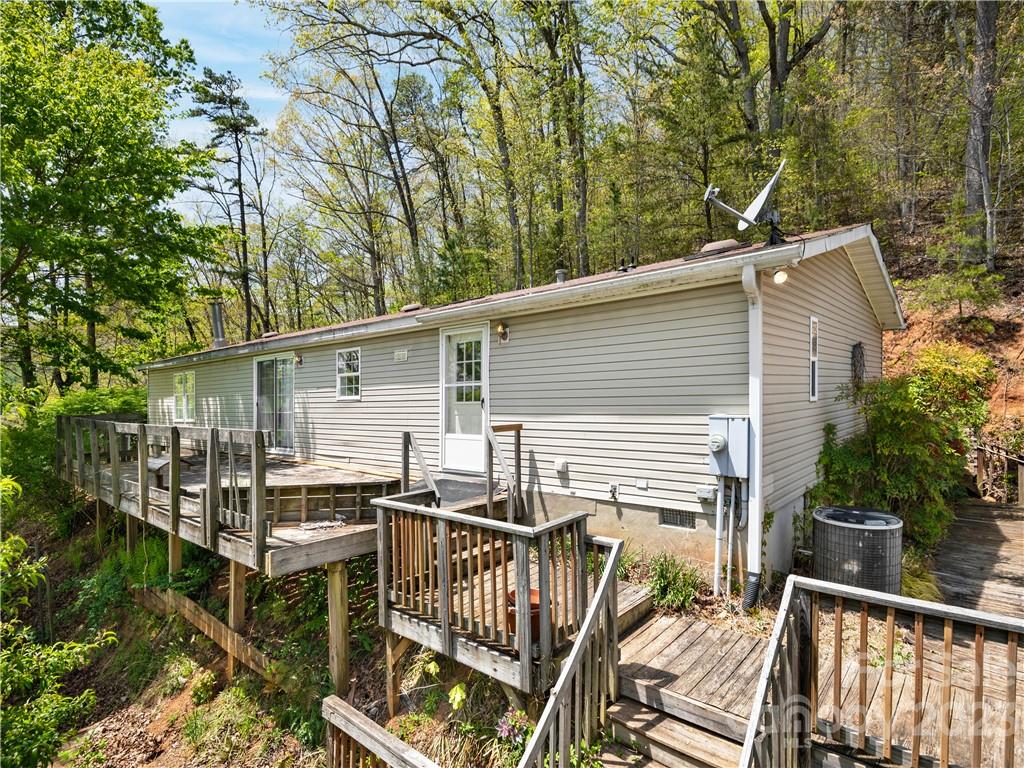 Property image 1 at 152 Hidden Meadow Drive, Candler, NC 28715