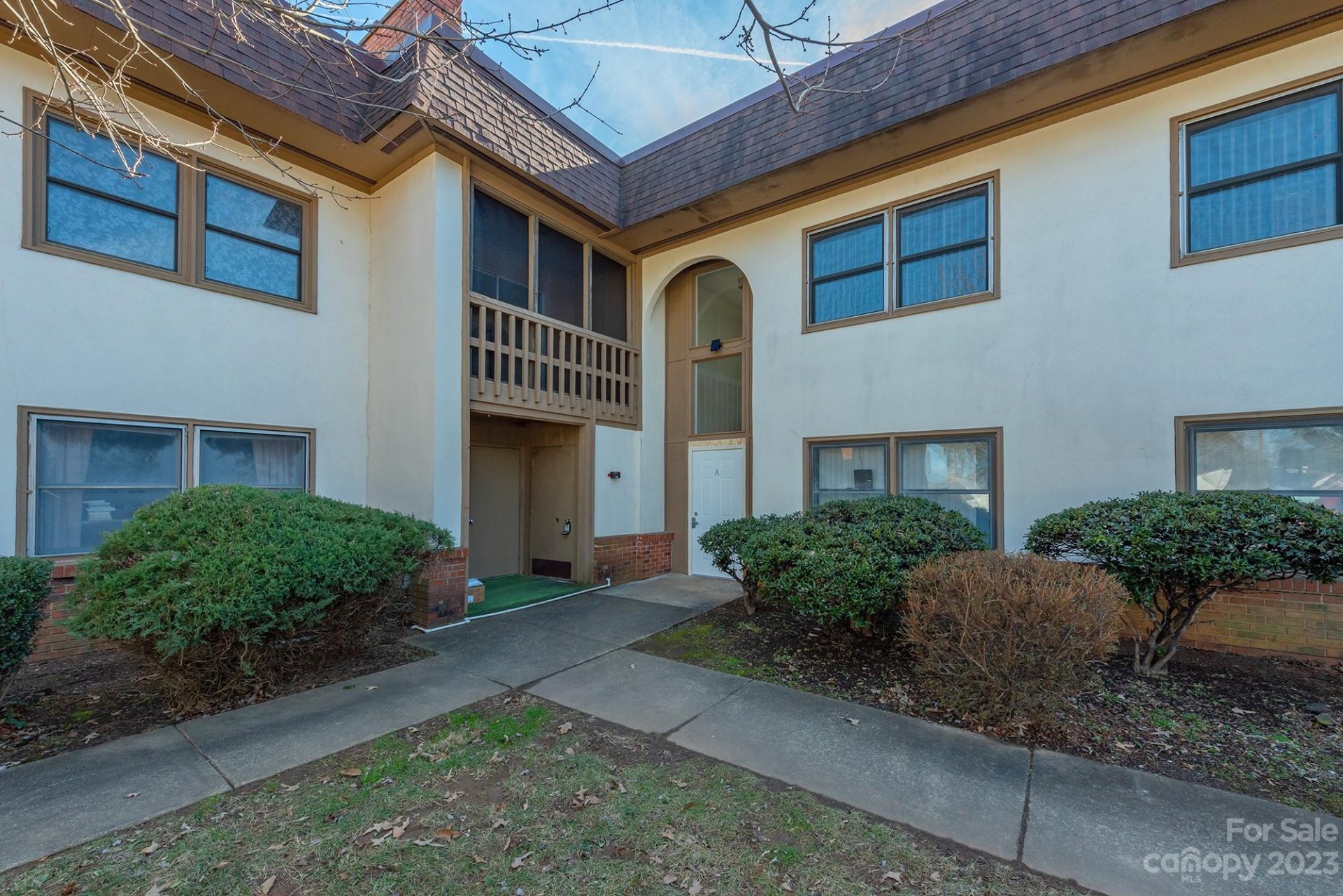 Property image 1 at 427 6th Avenue, Hendersonville, NC 28739