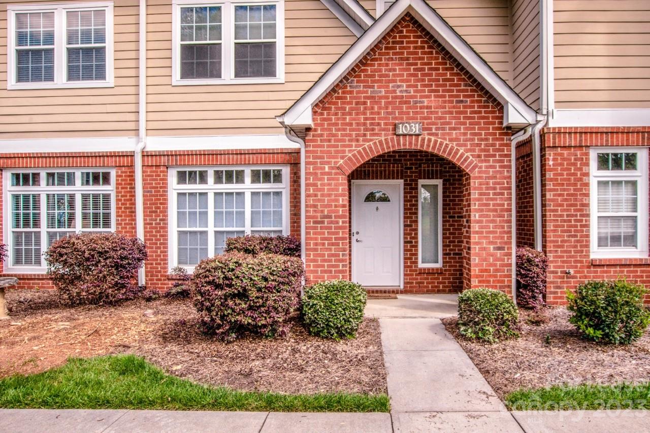 Property image 1 at 1031 Central Park Circle, Davidson, NC 28036