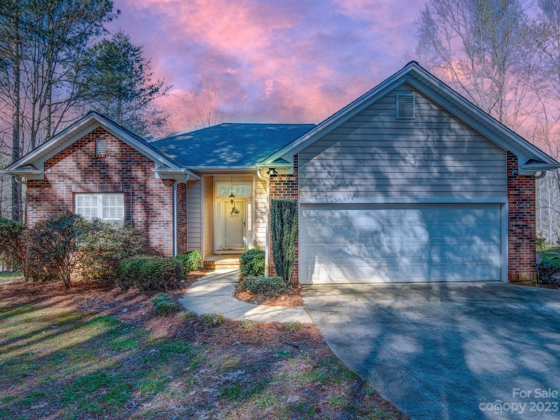 3601 Lake Bluff Drive