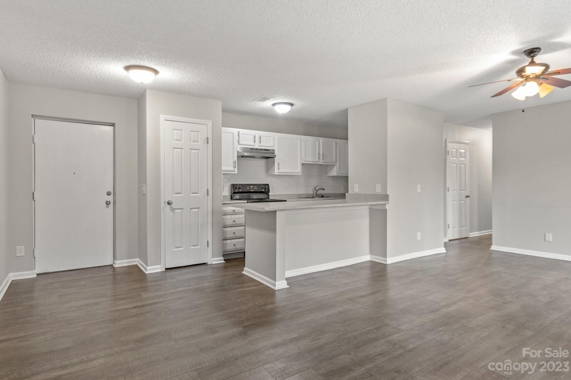 6115 Meadow Rose Lane