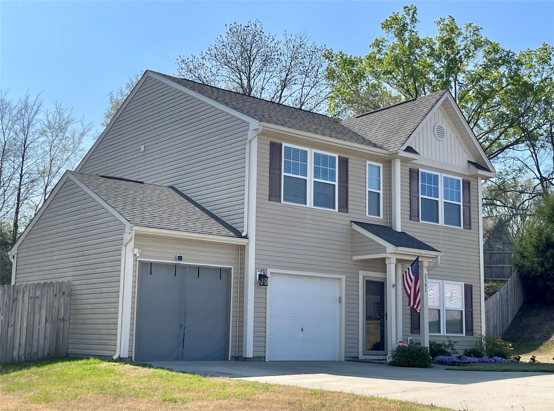 2301 Bloomfield Drive