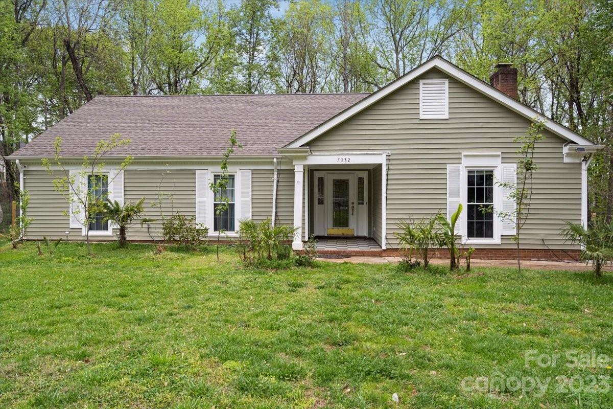 Property image 1 at 7332 Canyon Drive, Charlotte, NC 28262
