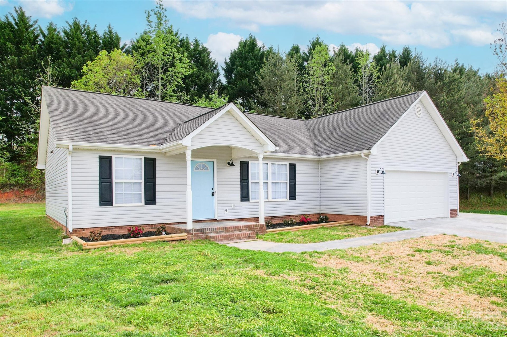 Property image 3 at 546 Pennyfields Lane, Clover, SC 29710
