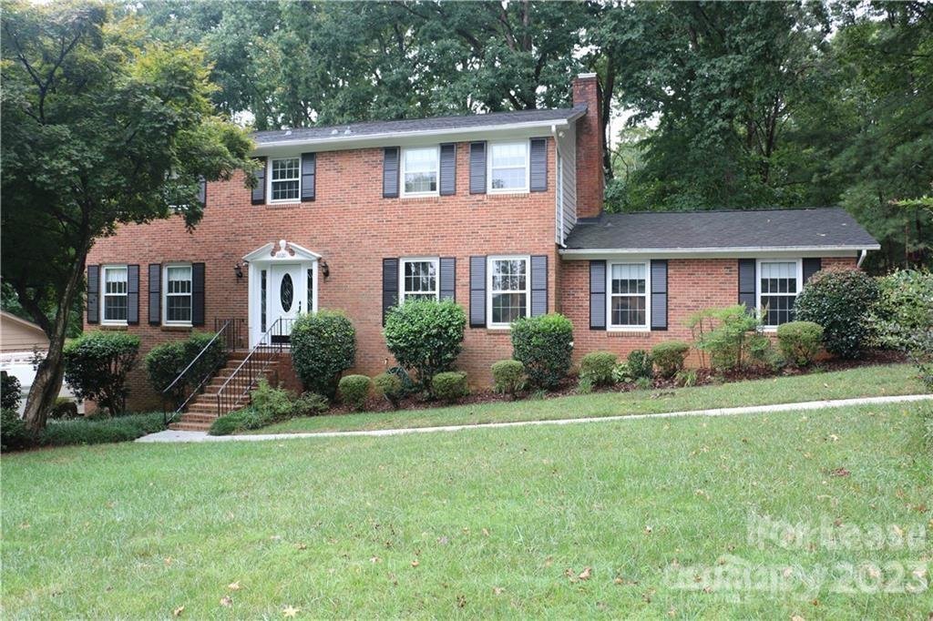 Property image 1 at 6620 Fairlawn Road, Charlotte, NC 28215