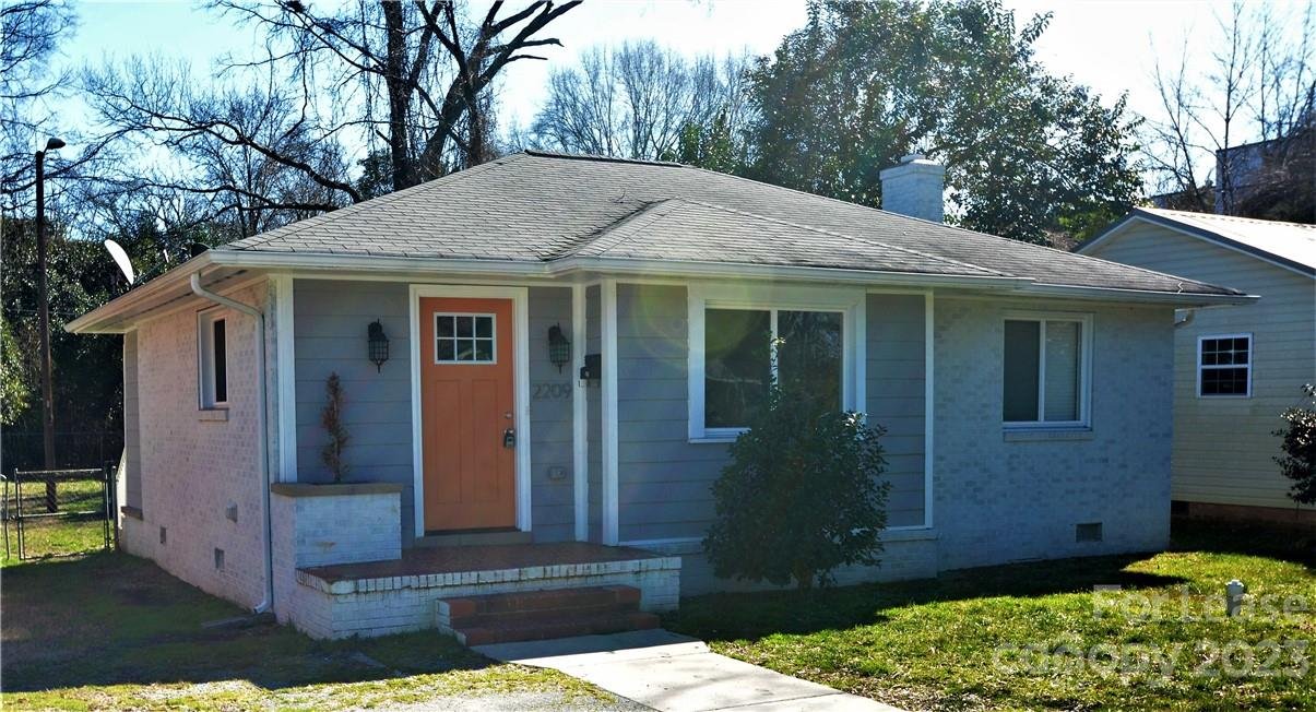 Property image 1 at 2209 Camp Greene Street, Charlotte, NC 28208