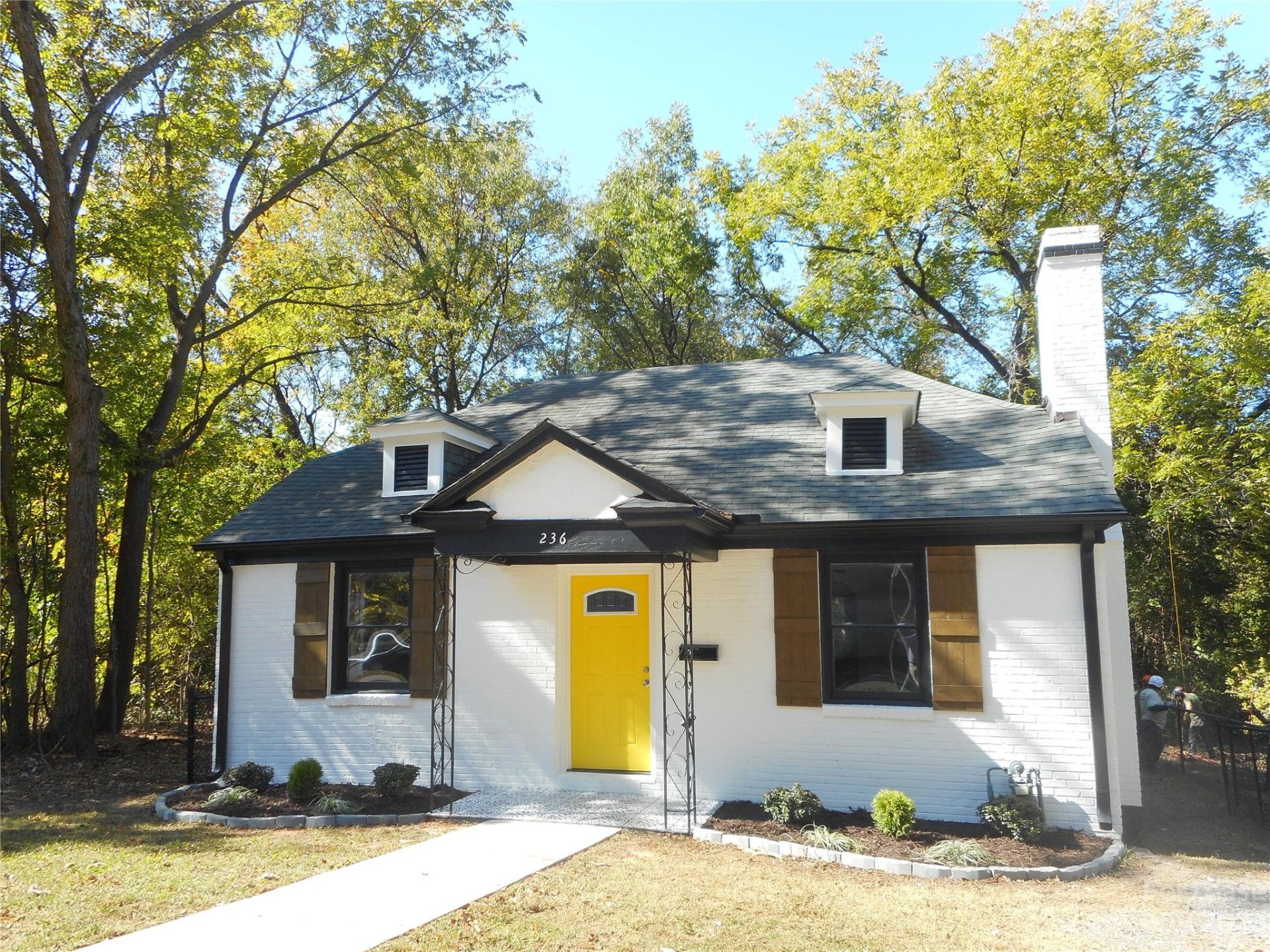 Property image 1 at 236 S Sycamore Street, Charlotte, NC 28202