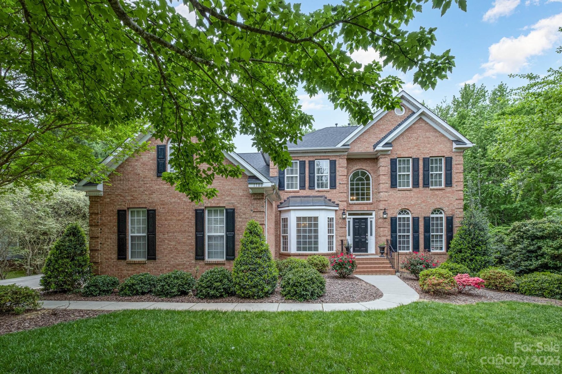 1100 Applegate Parkway