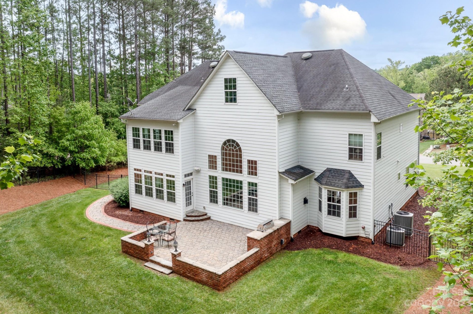 Property image 5 at 619 Winter Walk Lane, Lake Wylie, SC 29710