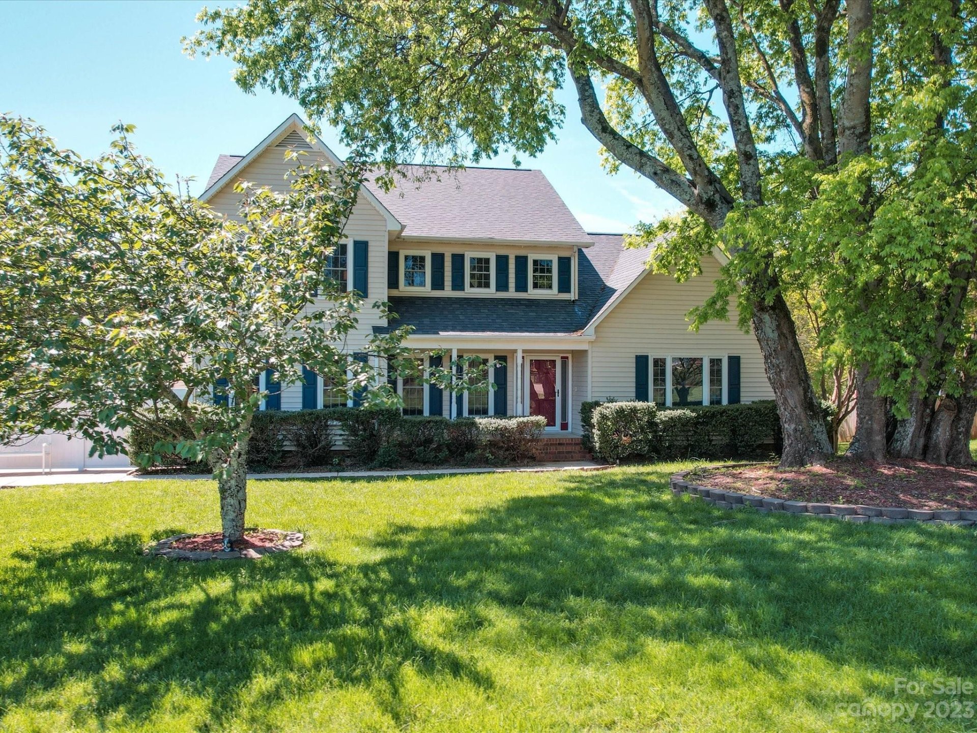 4344 Mackenzie Court