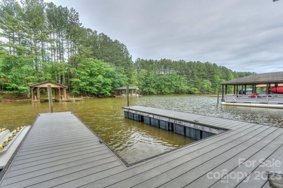 Property image 1 at 5407 Gunpowder Drive, Hickory, NC 28601