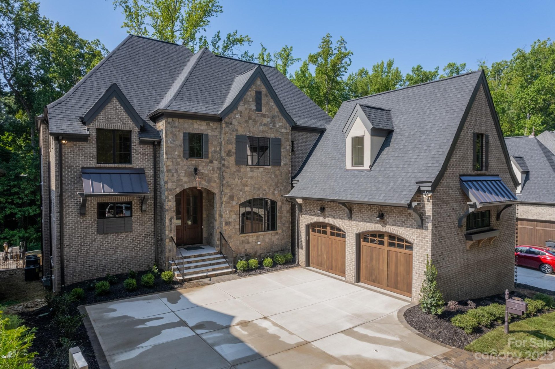 Property image 1 at 6010 Old Providence Lane, Charlotte, NC 28226