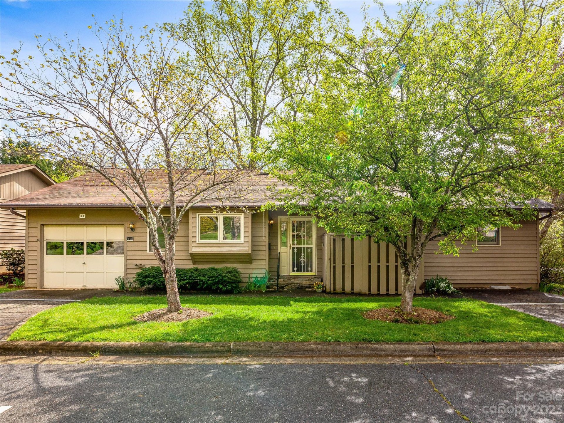 Property image 1 at 3 Hedgerose Court, Asheville, NC 28805