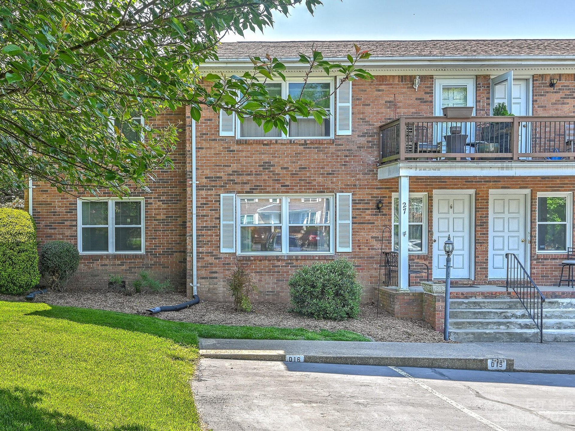 Property image 1 at 27 Capri Lane, Hendersonville, NC 28791