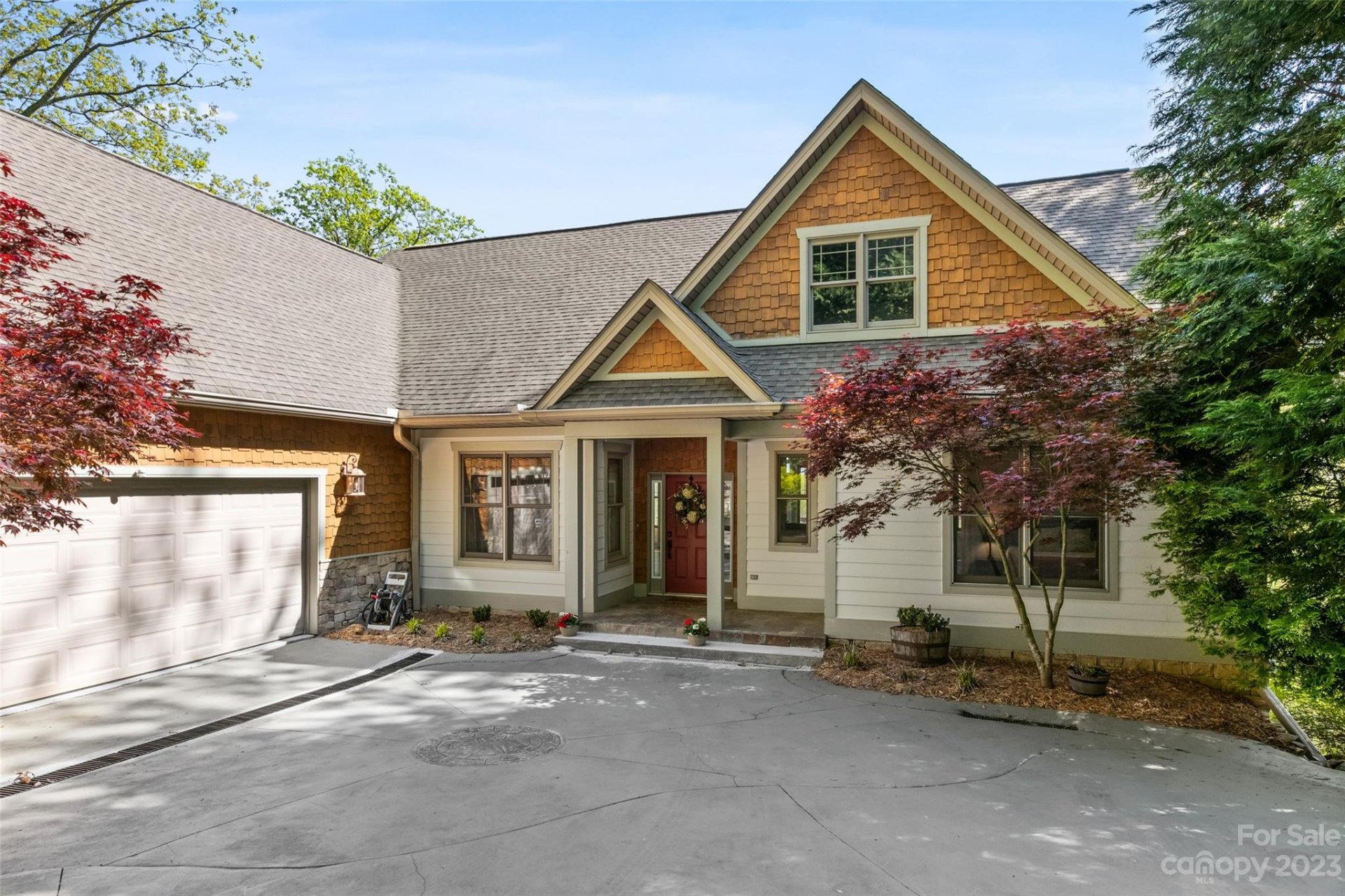 Property image 1 at 66 Horse Shoe Bay Drive, Mills River, NC 28759