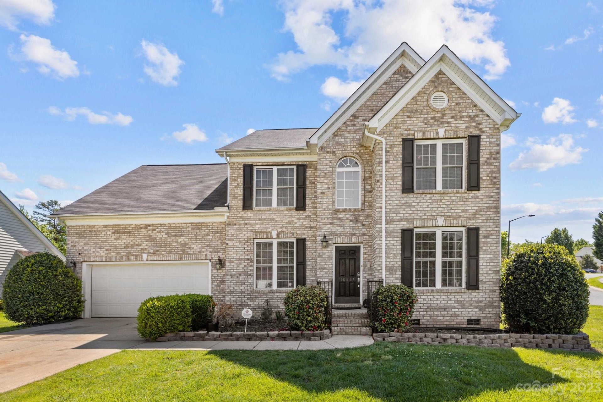 Property image 1 at 10834 Hellebore Road, Charlotte, NC 28213