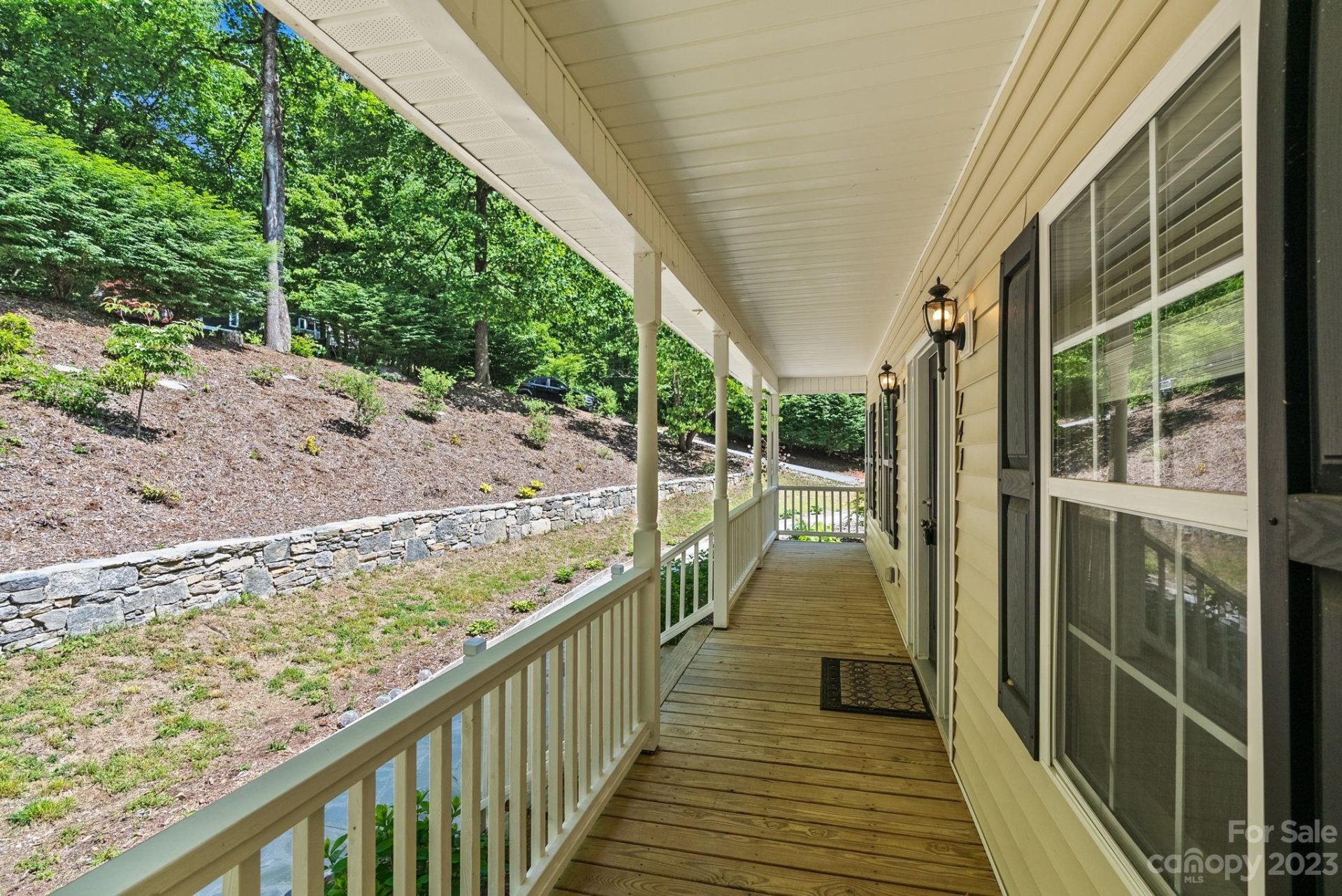 Property image 5 at 141 Beechwood Circle, Laurel Park, NC 28739