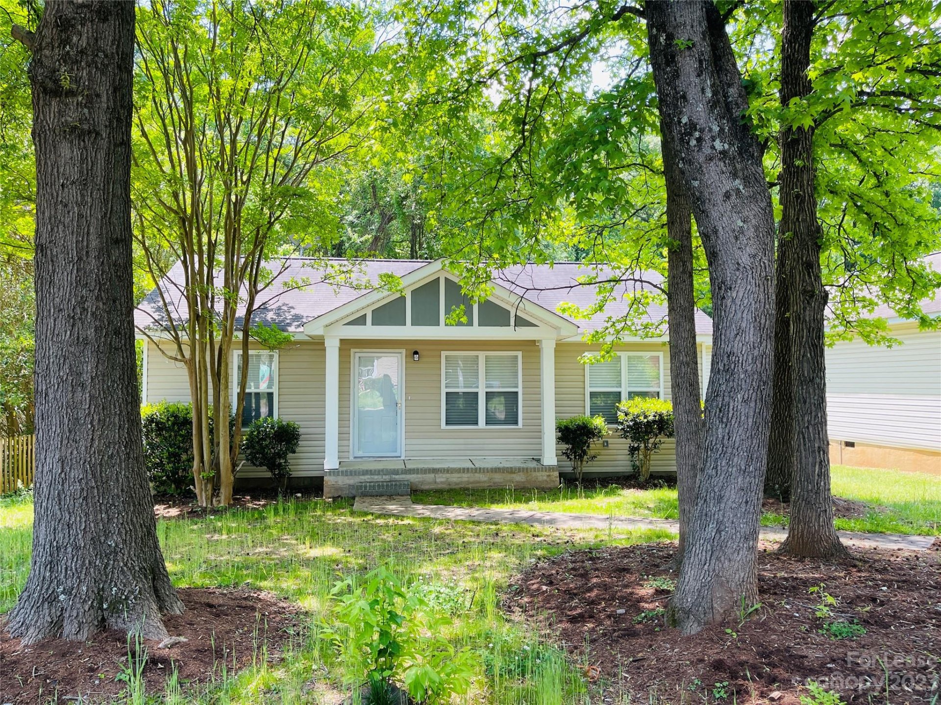 Property image 1 at 3613 Simmons Street, Charlotte, NC 28208