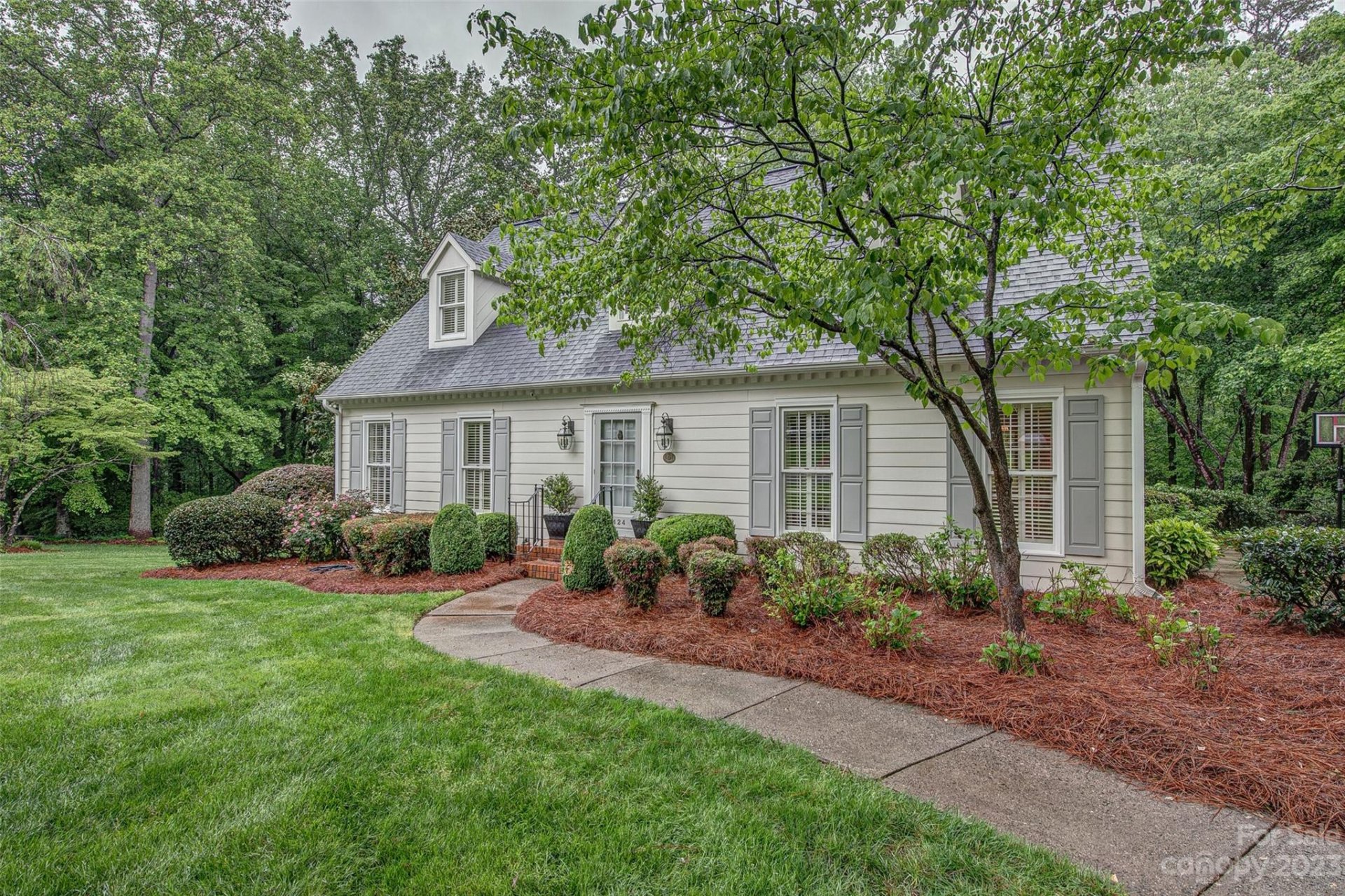 3424 Clydesdale Court