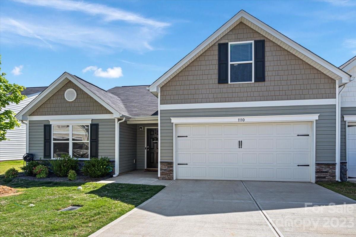 1110 Amberlight Circle