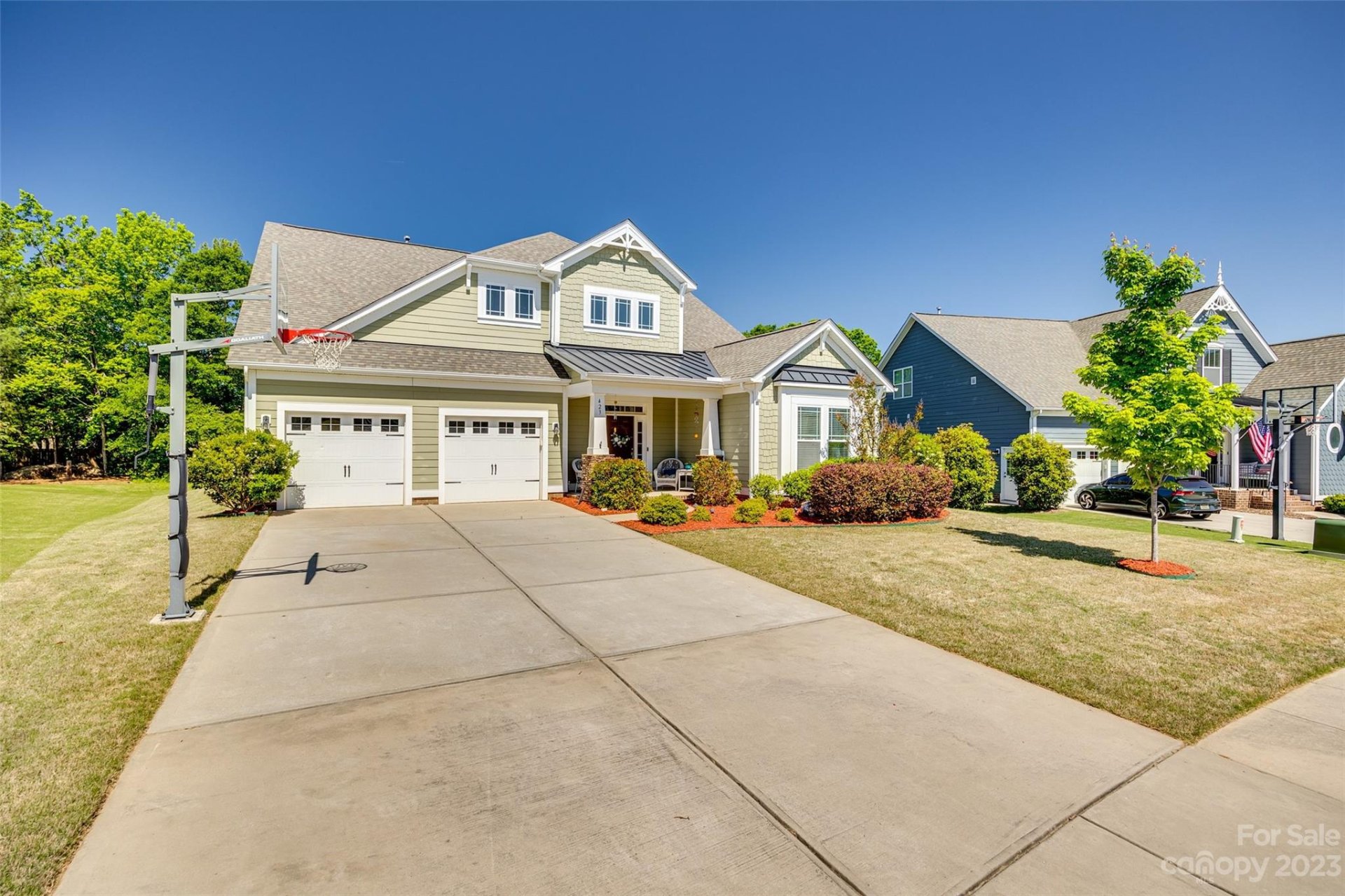 423 Harrier Crossing Circle