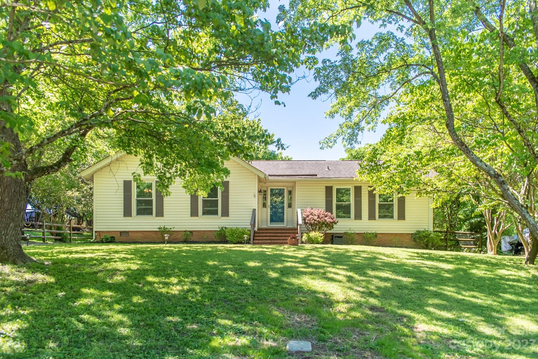 Property image 1 at 8217 Inverary Place, Charlotte, NC 28226