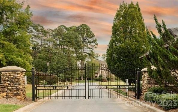 Property image 1 at 8014 Skye Lochs Drive, Waxhaw, NC 28173