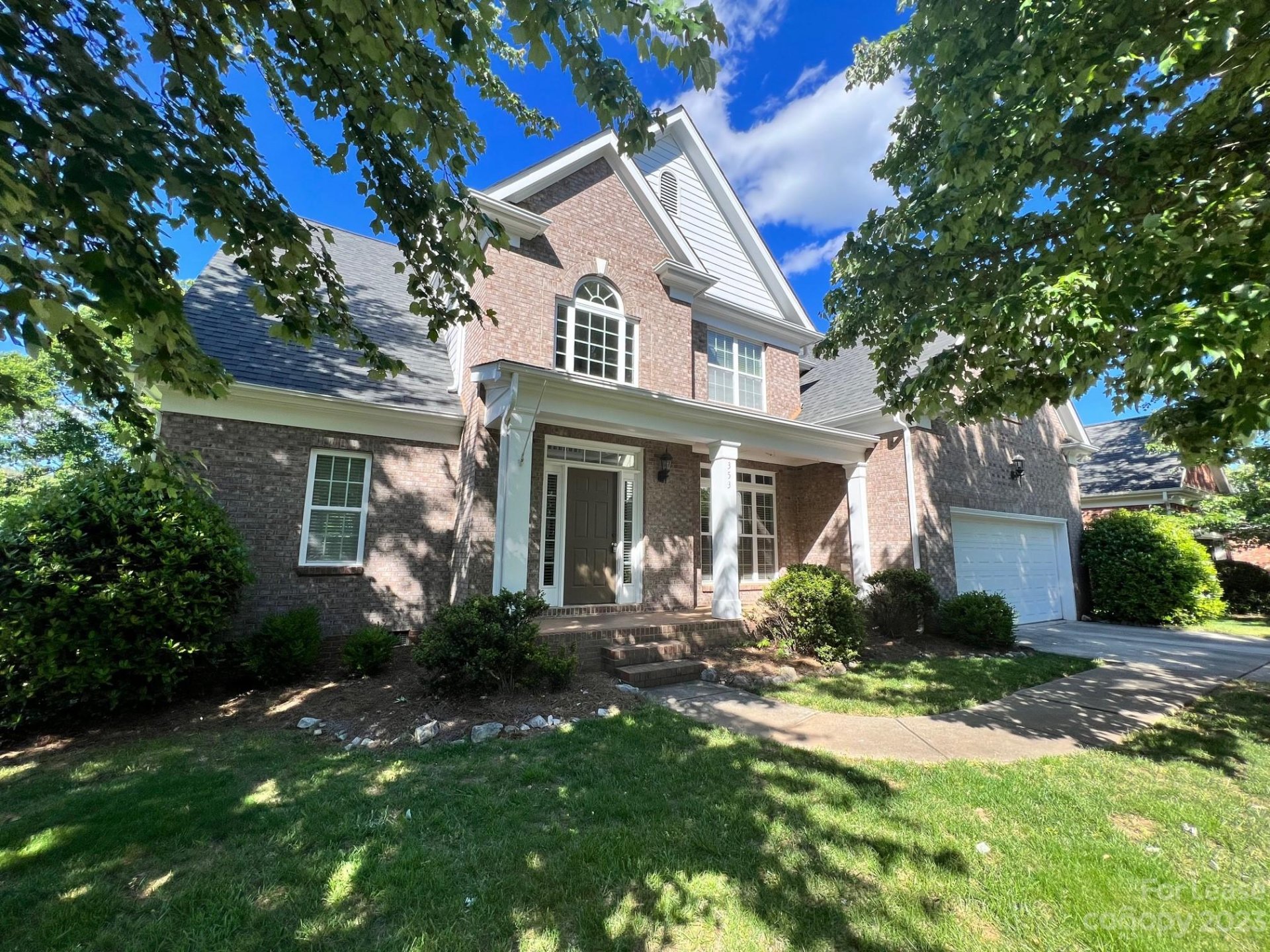 Property image 1 at 353 E Waterlynn Road, Mooresville, NC 28115