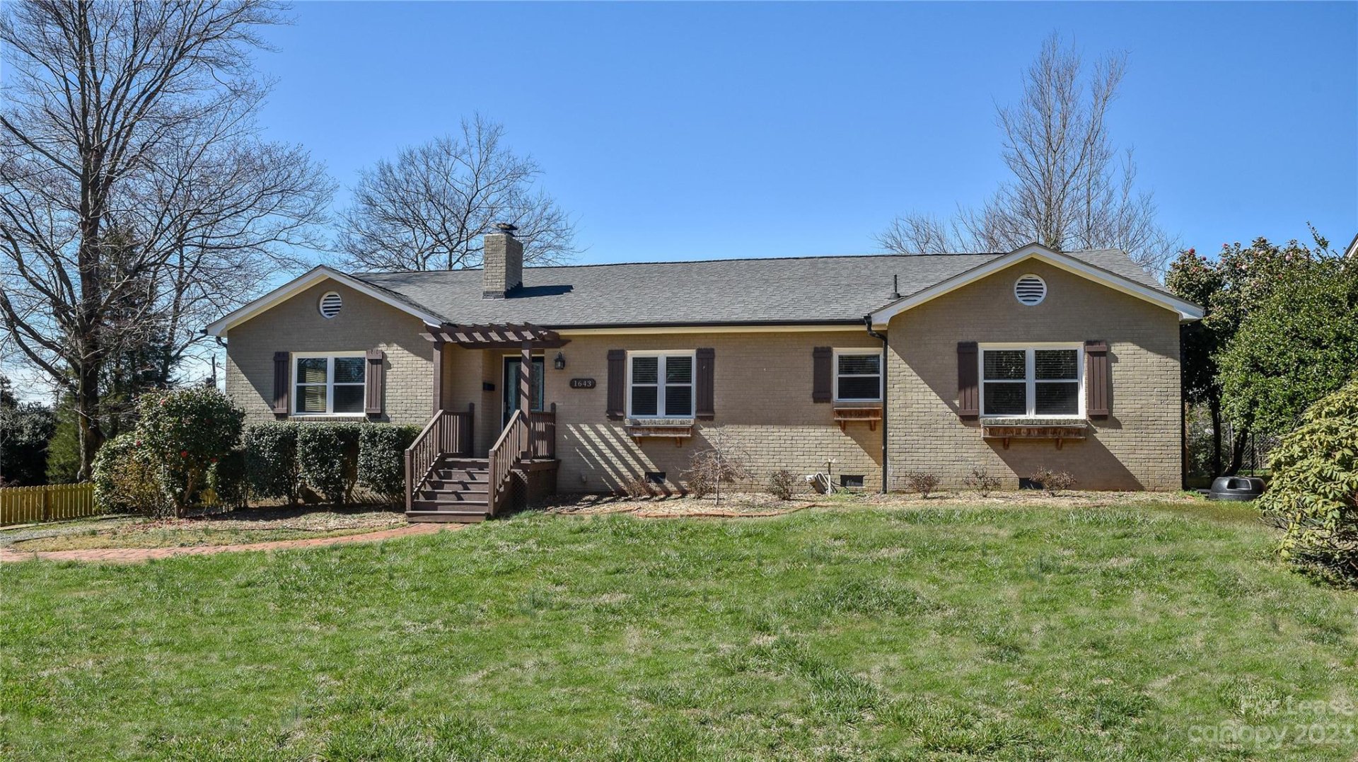 Property image 1 at 1643 Medford Drive, Charlotte, NC 28205