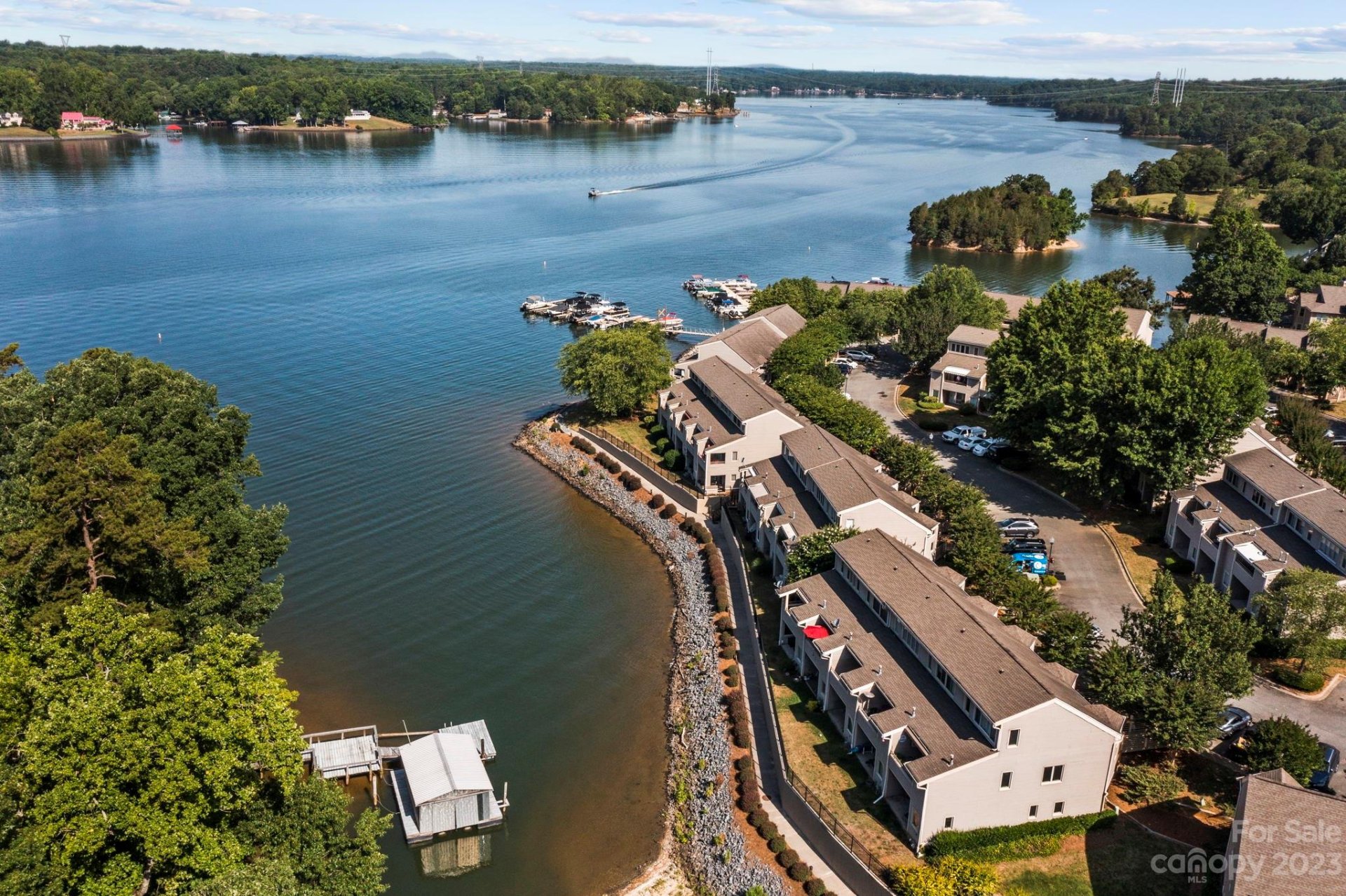 Property image 1 at 14017 Queens Harbor Road, Charlotte, NC 28278