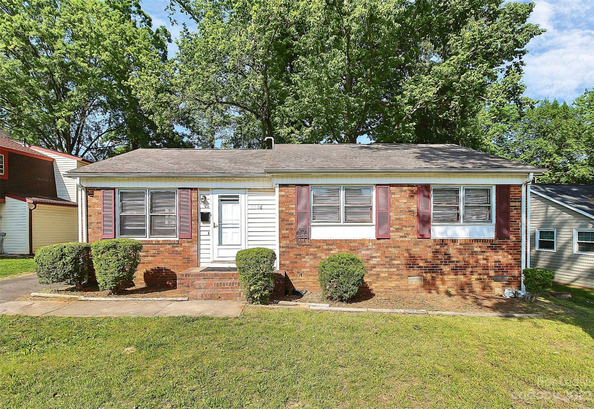 Property image 1 at 3326 Dalecrest Drive, Charlotte, NC 28269