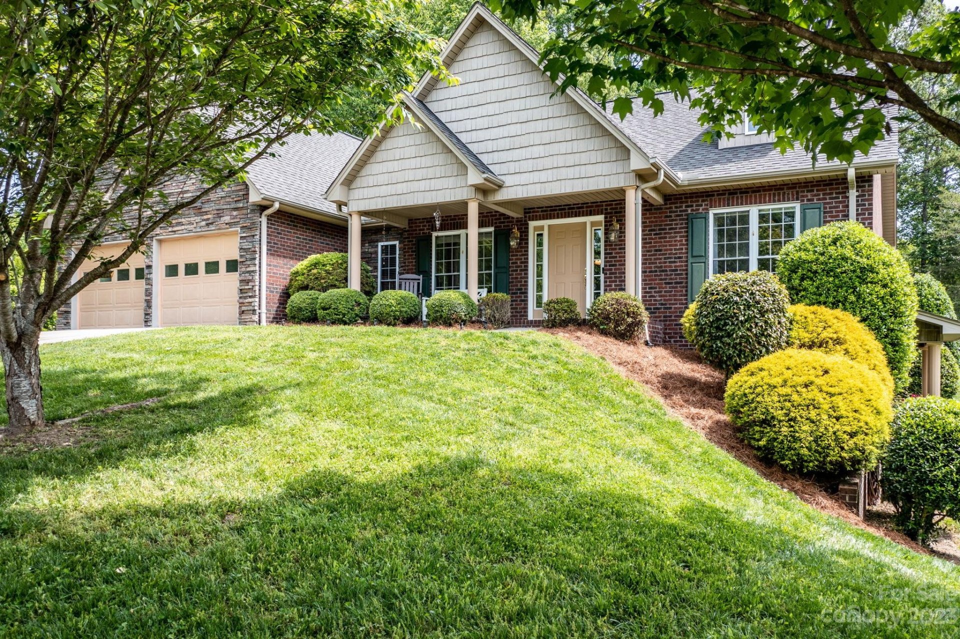 Property image 1 at 922 Barrington Drive, Lenoir, NC 28645