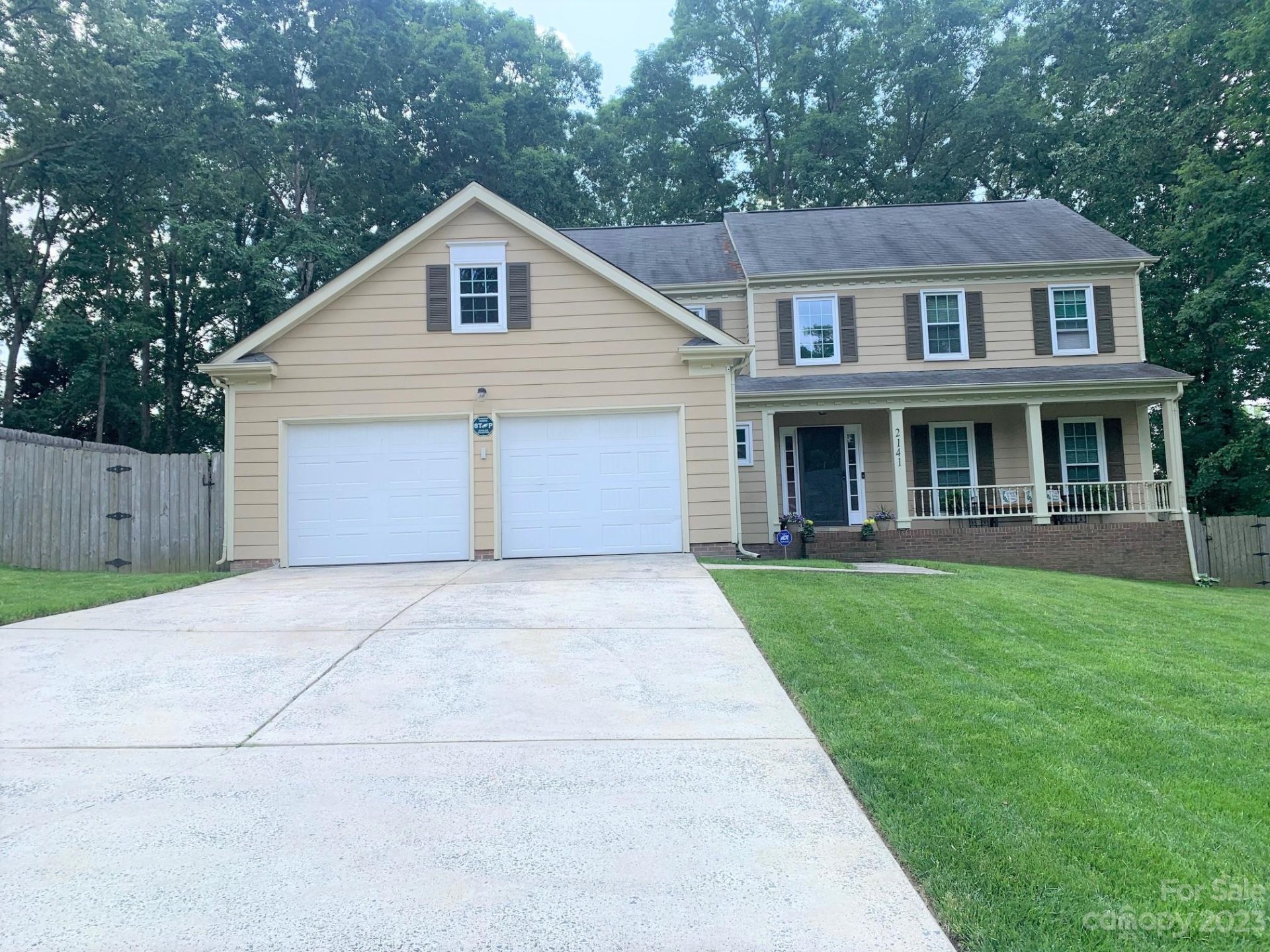 Property image 1 at 2141 Highland View Lane, Charlotte, NC 28214