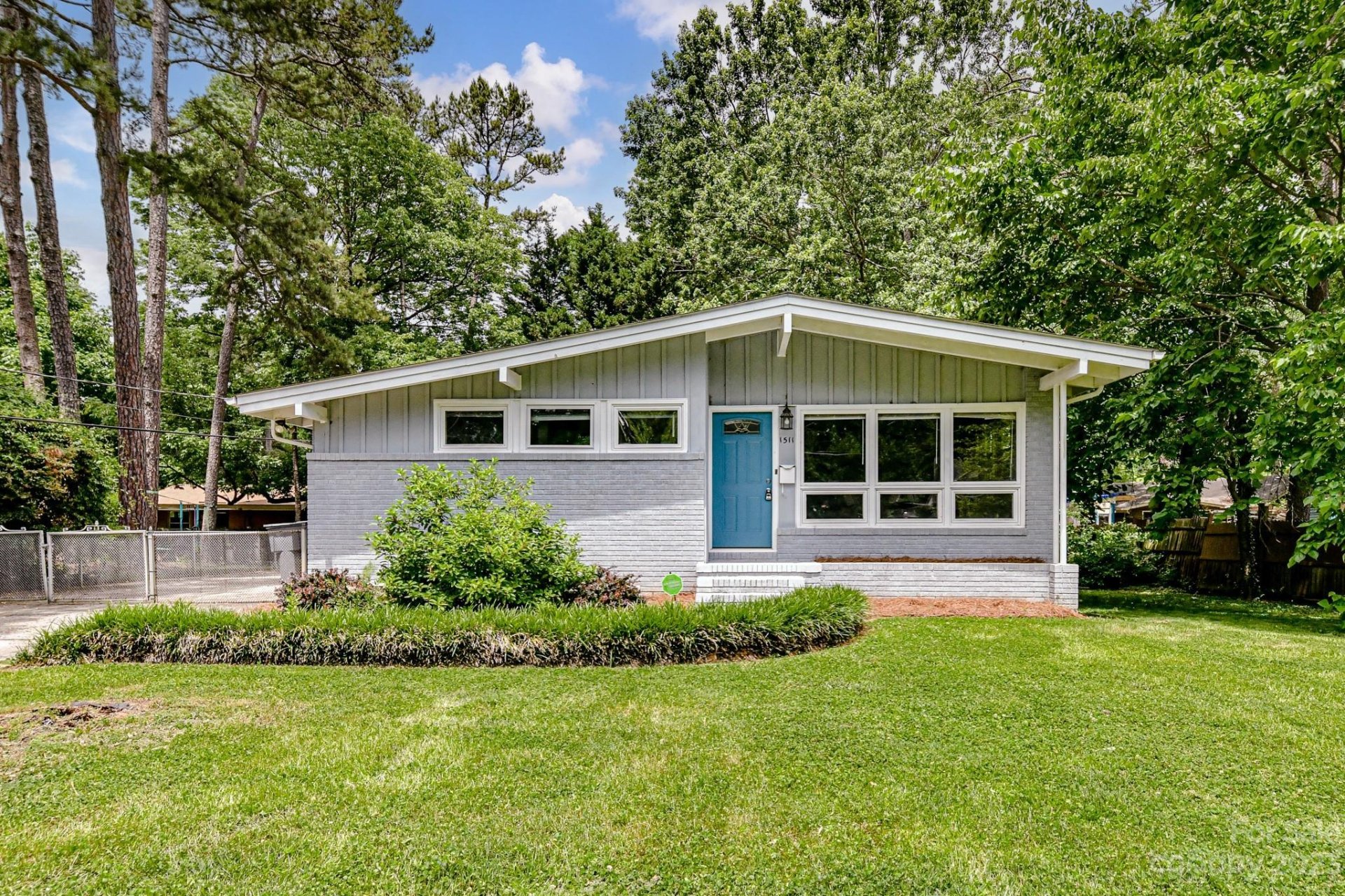 Property image 1 at 1511 Briarfield Drive, Charlotte, NC 28205