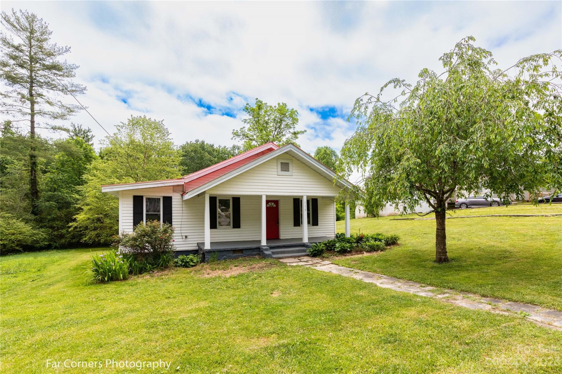 Property image 1 at 115 Mcminn Avenue, Brevard, NC 28712