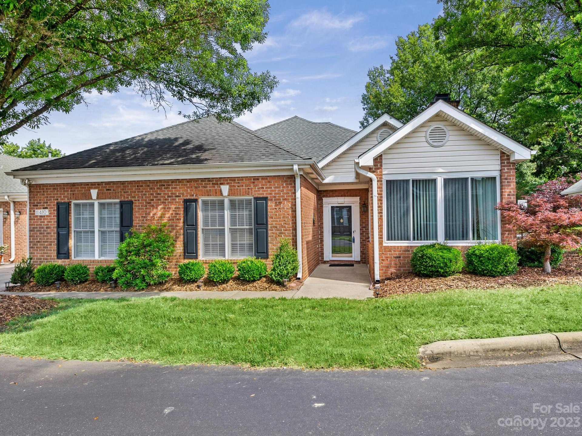 Property image 1 at 11410 Olde Turnbury Court, Charlotte, NC 28277