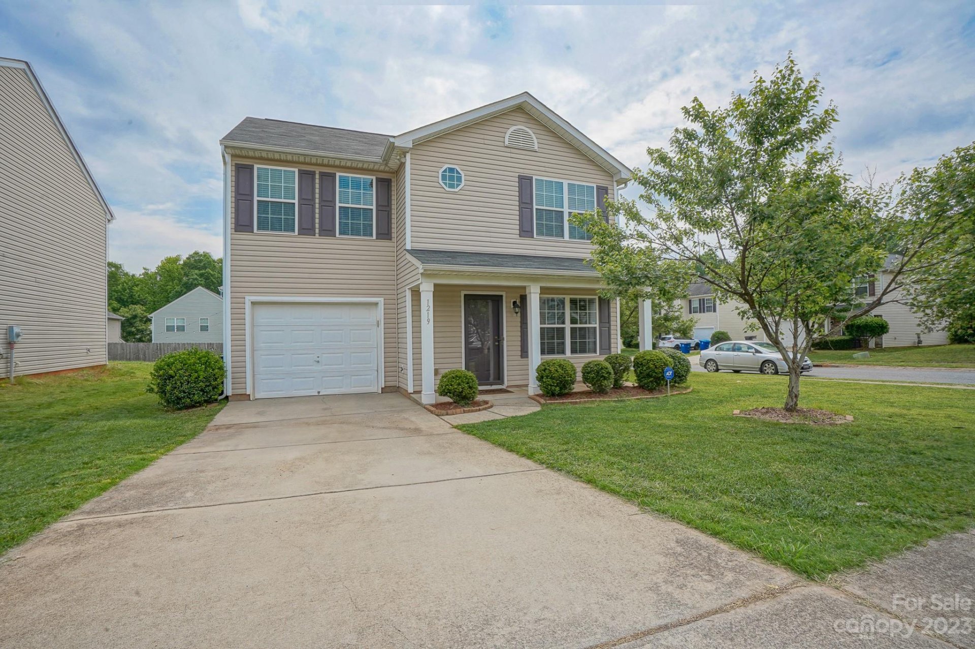 Property image 1 at 1219 Chaser Ridge Court, Charlotte, NC 28216