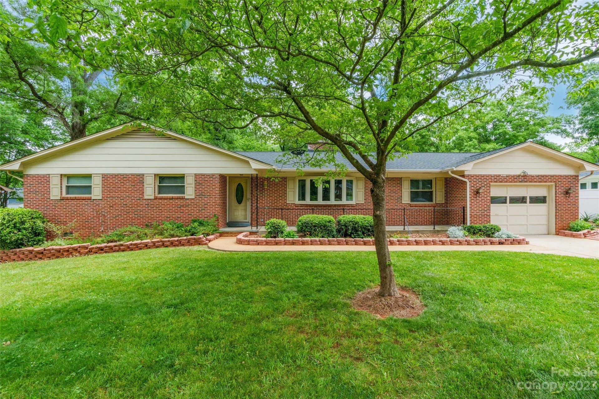 714 University Drive