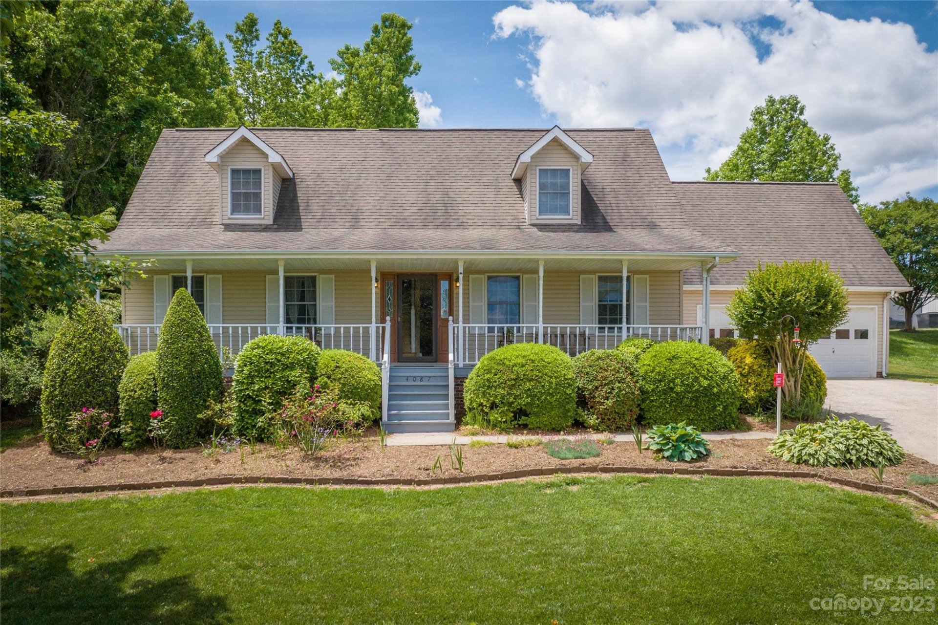 Property image 1 at 4087 Hemingway Drive, Hickory, NC 28601