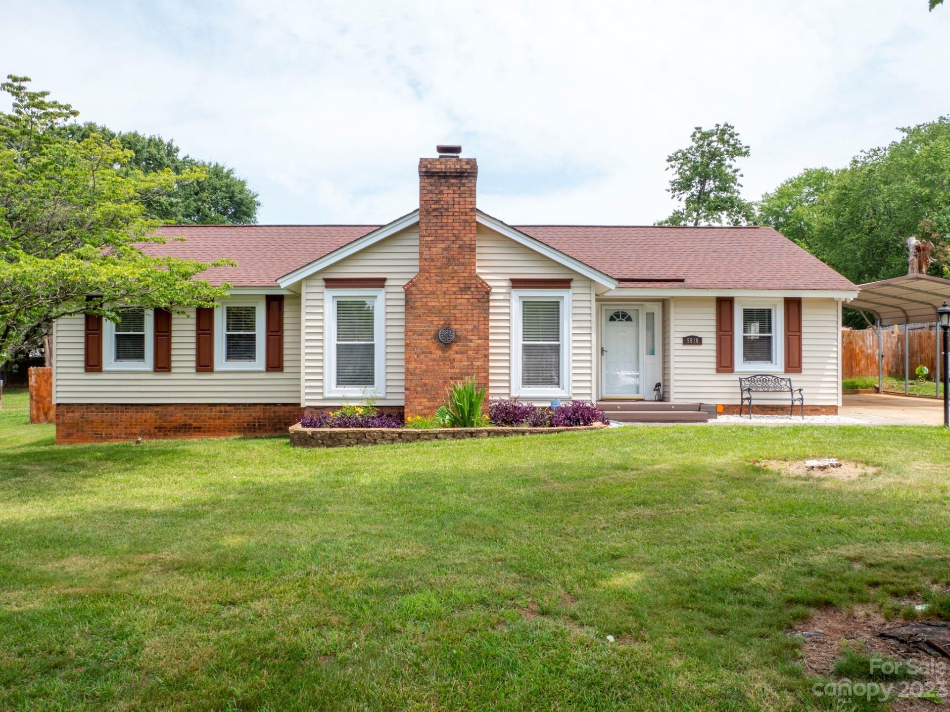 Property image 1 at 5910 Falstaff Drive, Charlotte, NC 28227