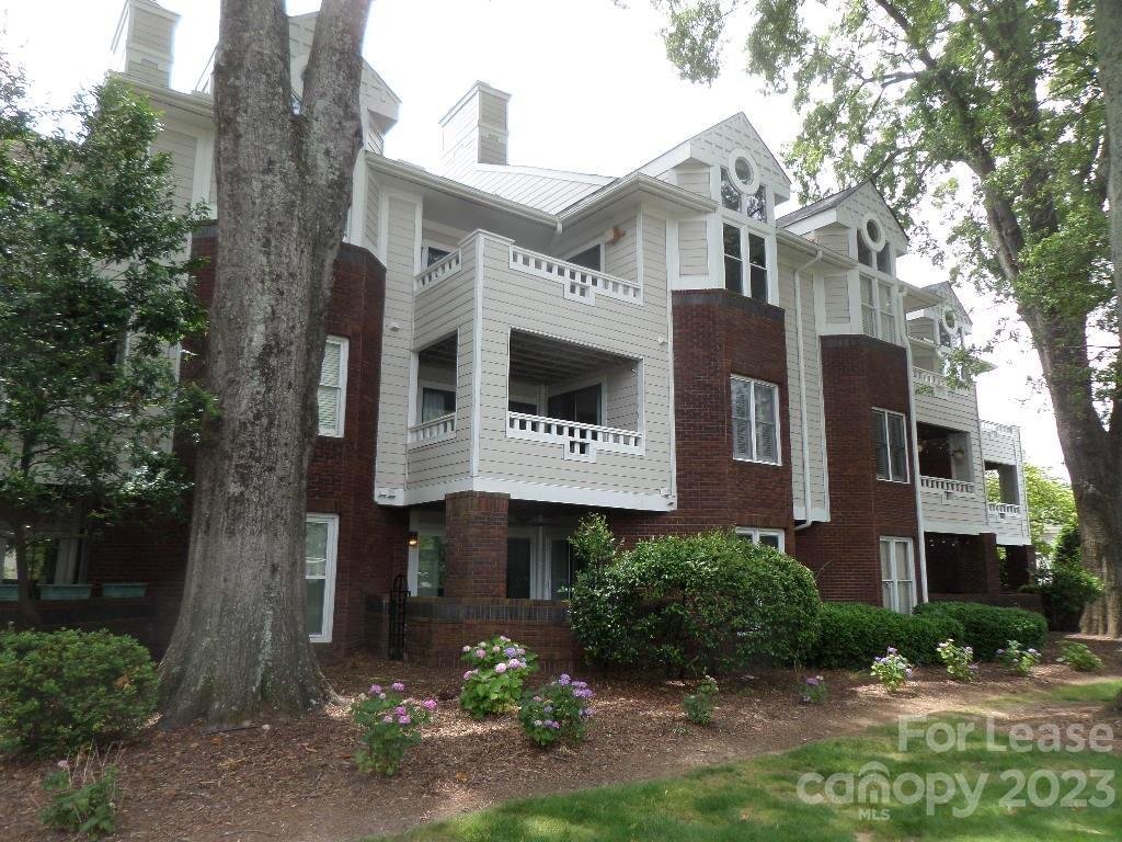Property image 1 at 2719 Selwyn Avenue, Charlotte, NC 28209