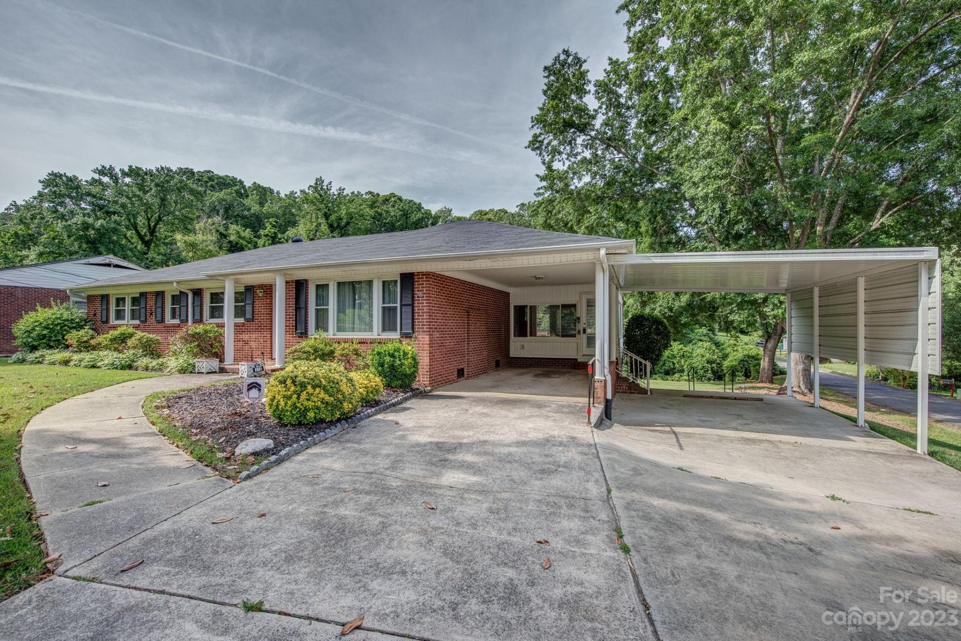 Property image 1 at 112 Point Circle, Belmont, NC 28012