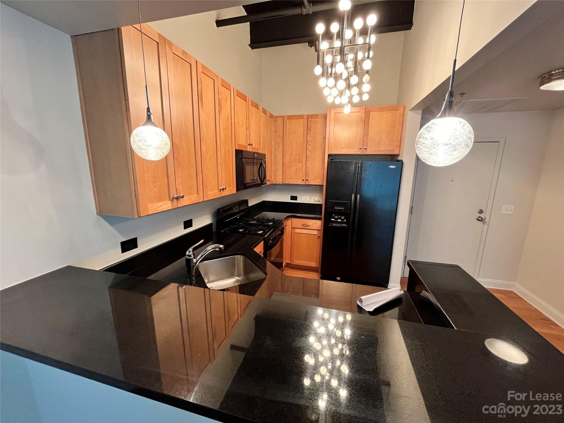 Property image 1 at 3920 Sharon Road, Charlotte, NC 28211