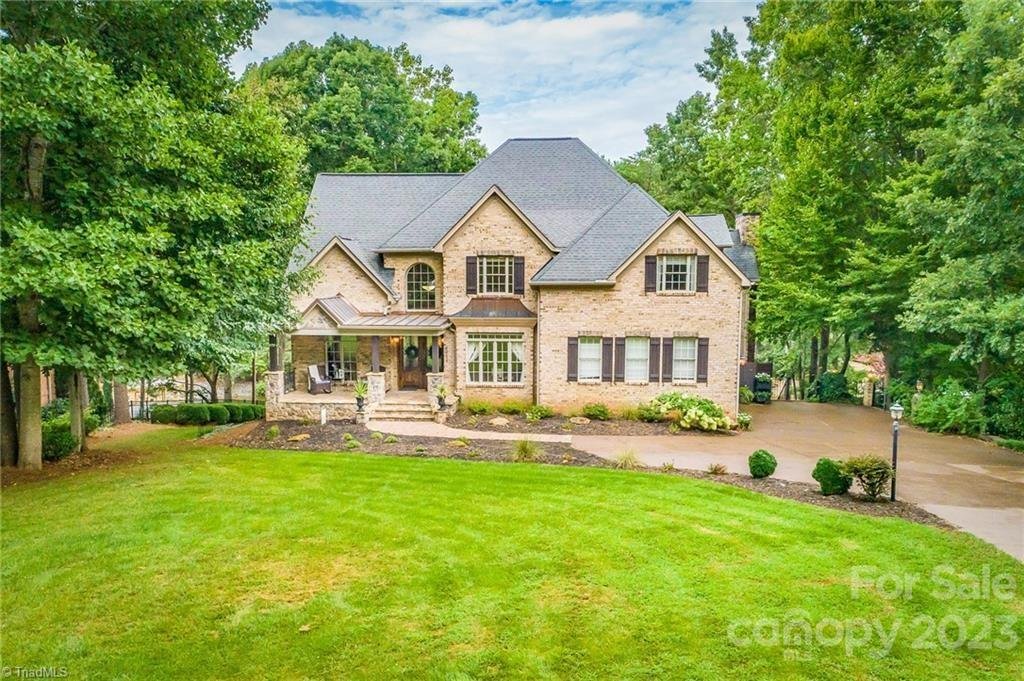 Property image 1 at 8914 Linden Grove Court, Sherrills Ford, NC 28673