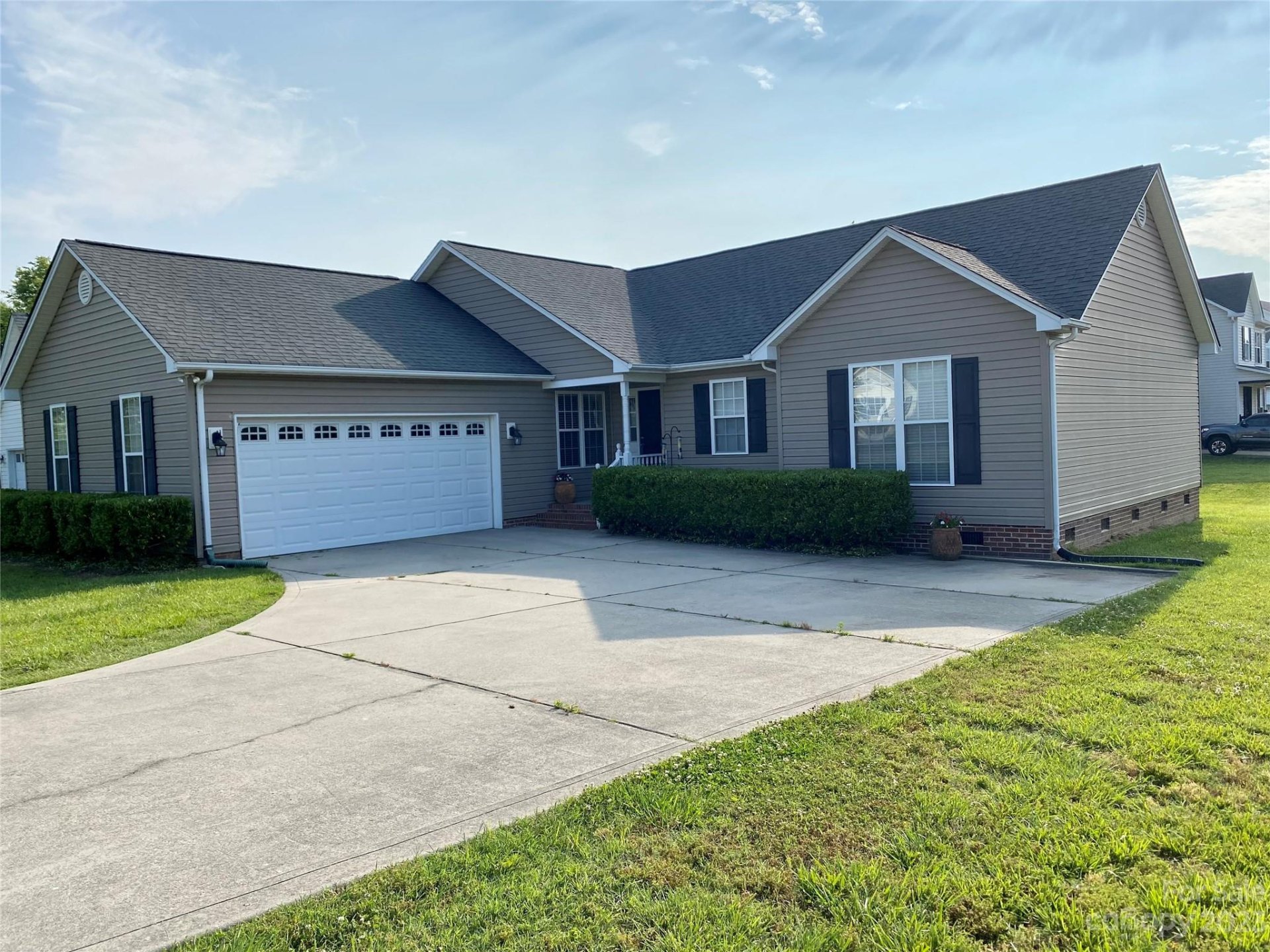 Property image 1 at 100 Brahman Court, Dallas, NC 28034