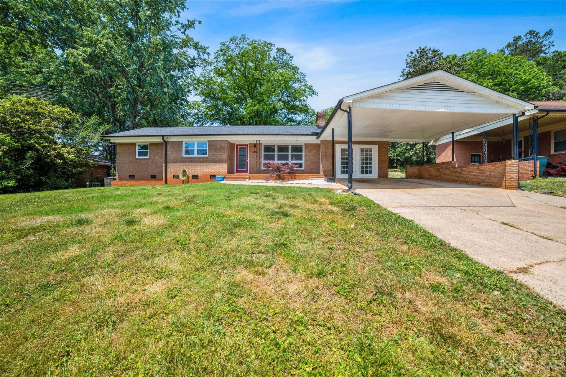 Property image 1 at 1307 8th Avenue, Conover, NC 28613